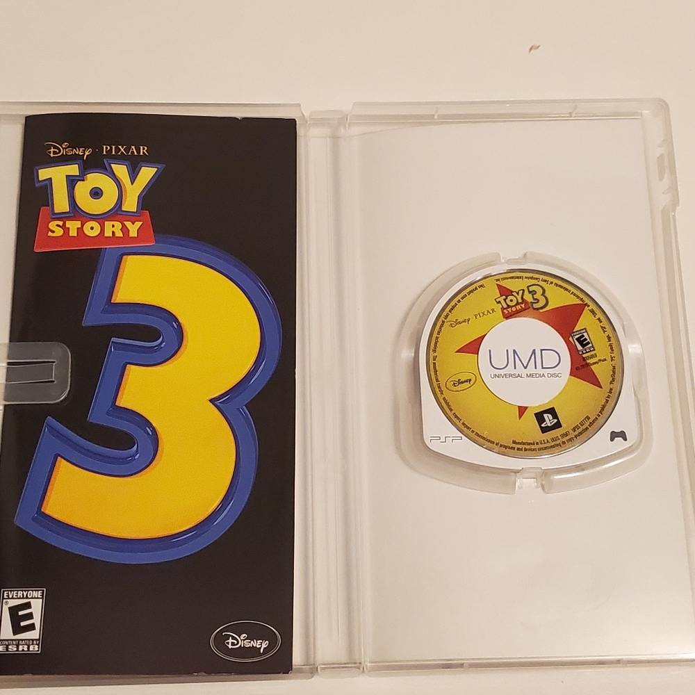 PSP Disney•Pixar Toy Stoy 3 game - Picture 3 of 3